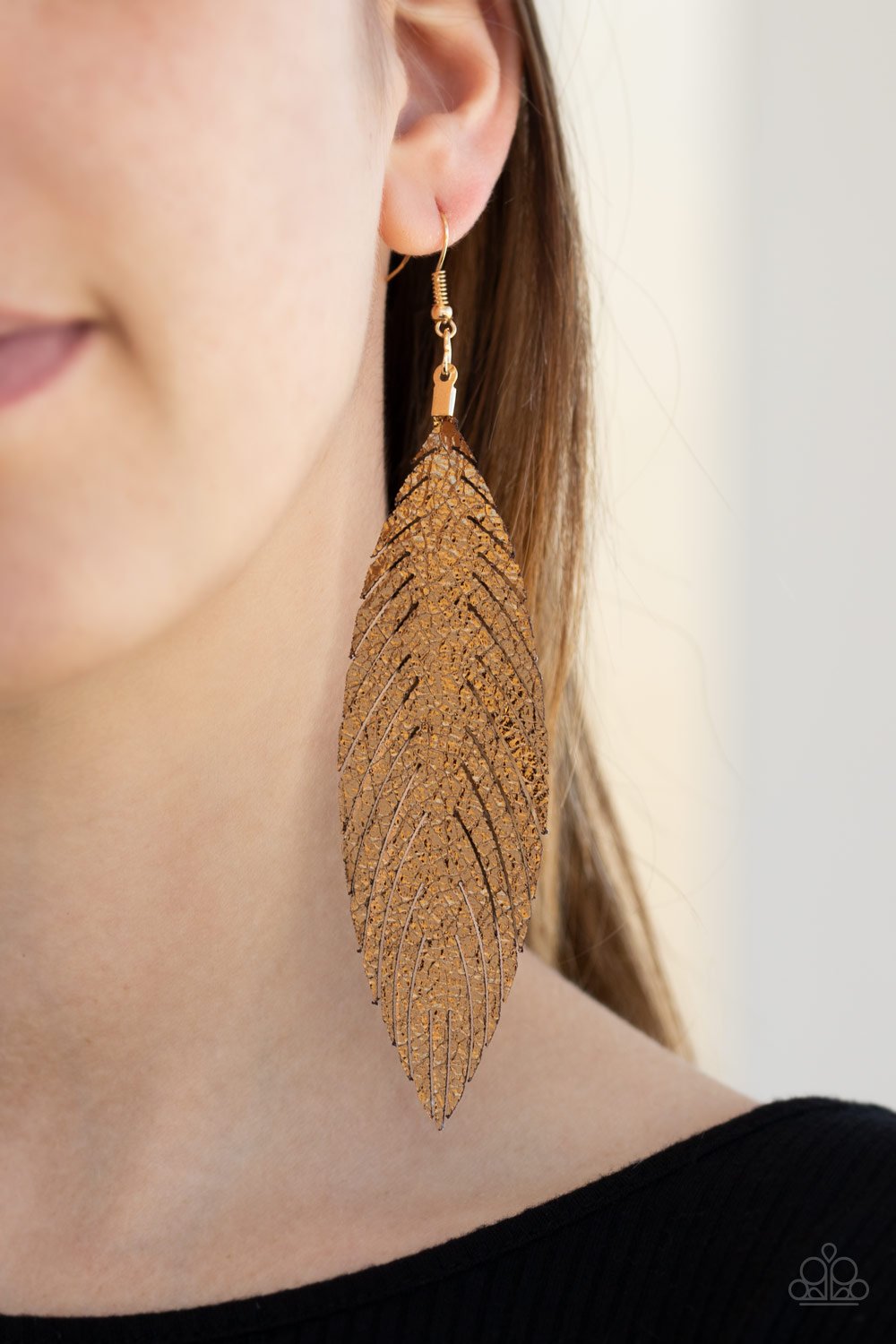 "Feather Fantasy" - Variant(s) #503 - Paparazzi Accessories