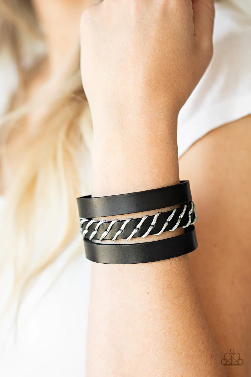 "Back Road Bounty" - Black #1118 - Paparazzi Accessories
