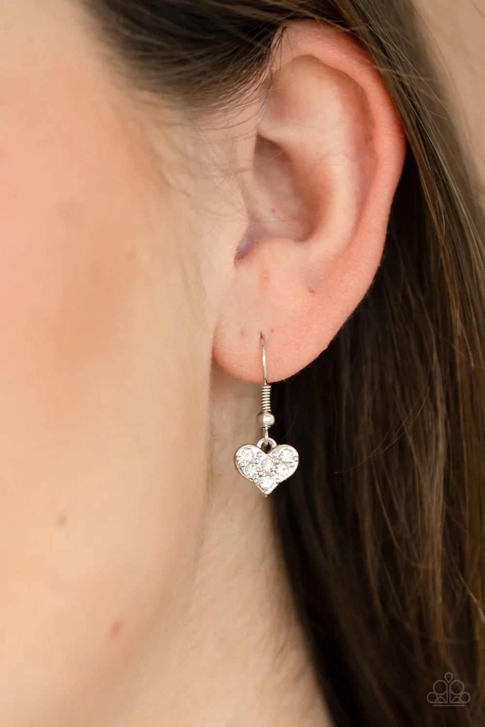 "Bare Your Heart" - Variant(s)#097 - Paparazzi Accessories
