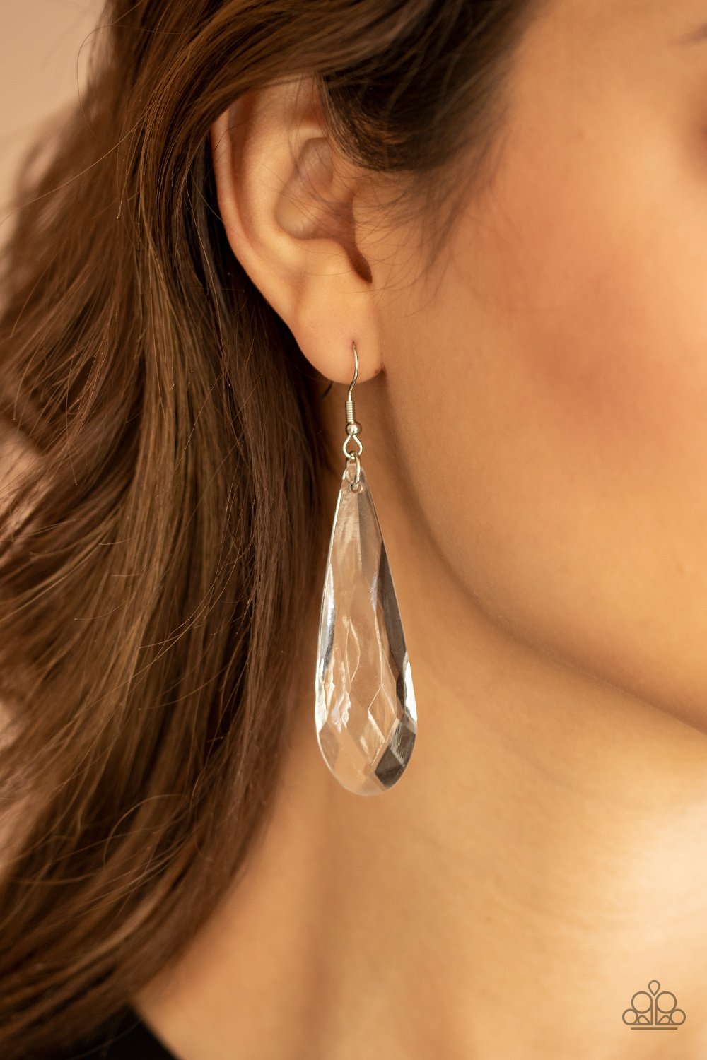 "Crystal Crowns" - Variant(s) #1087 - Paparazzi Accessories