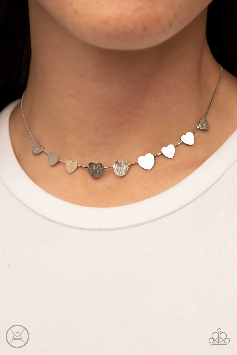 "Dainty Desire" - Variant(s) #880 - Paparazzi Accessories