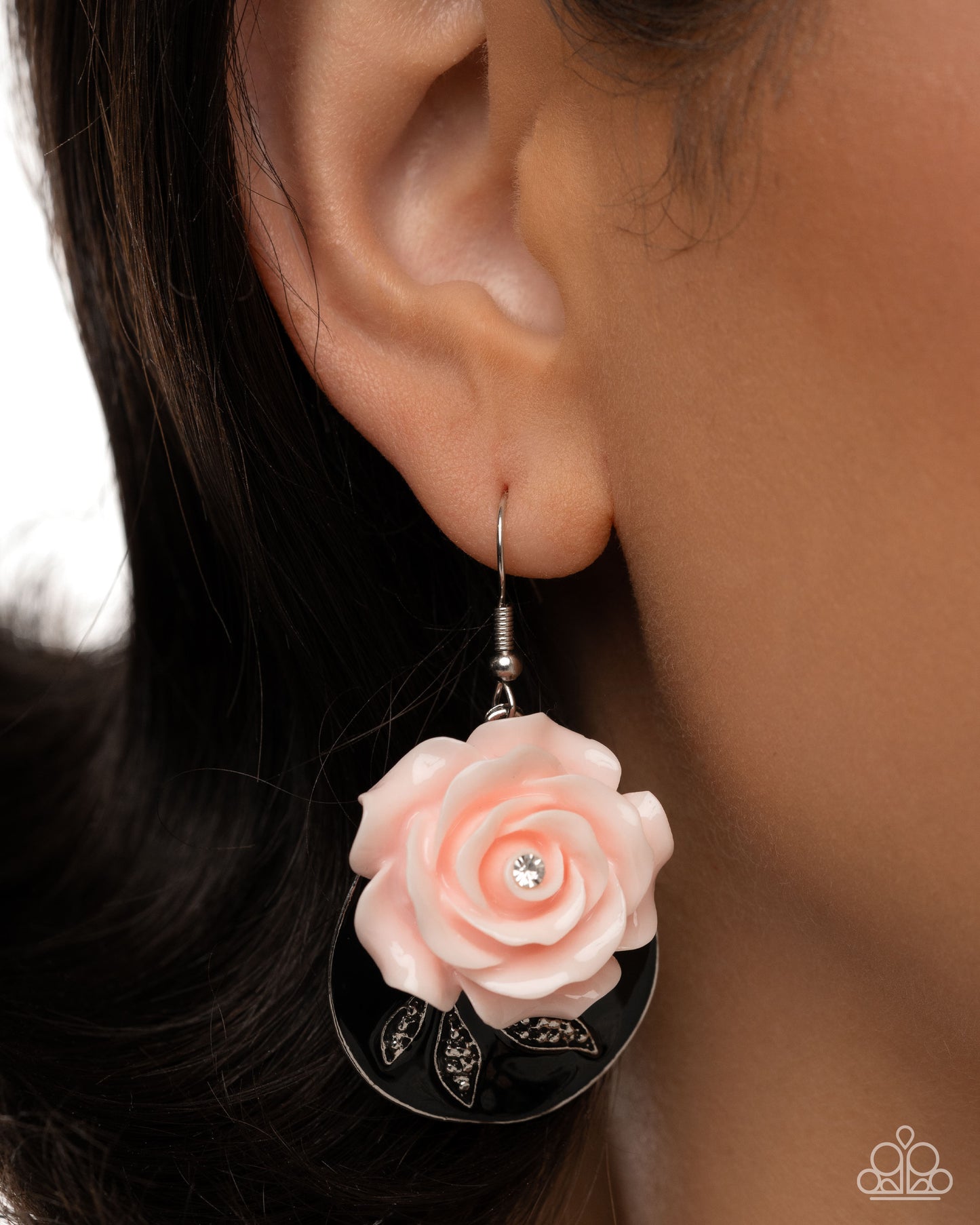 "Rosy Reception" - Complete Look #1596 - Paparazzi Accessories