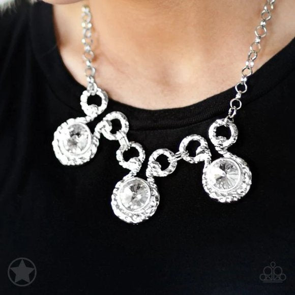 "Hypnotized" - Variant(s) #1132 - Paparazzi Accessories