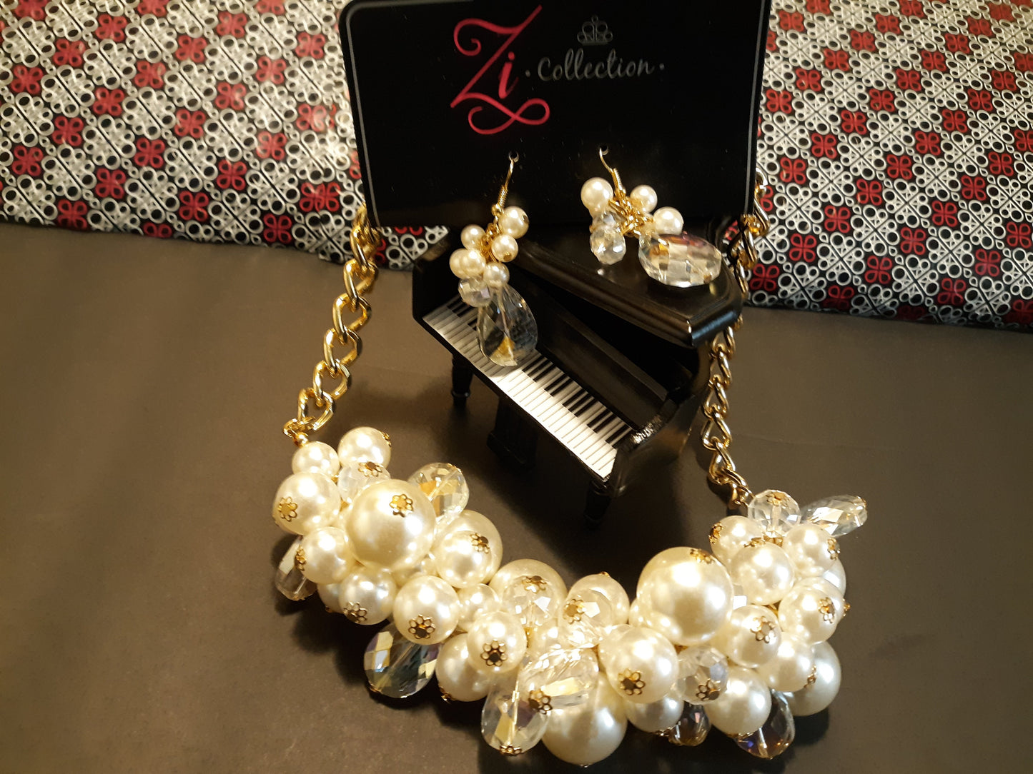 "Captivate" - Zi Collection 2019 - #Z912 - Paparazzi Accessories