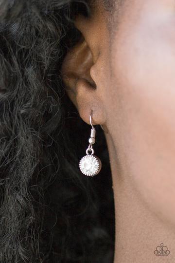"Starlit Socials" - Variant #471 - Paparazzi Accessories