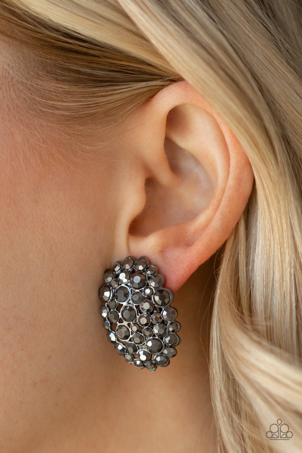 "Daring Dazzle" - Black #539 - Paparazzi Accessories