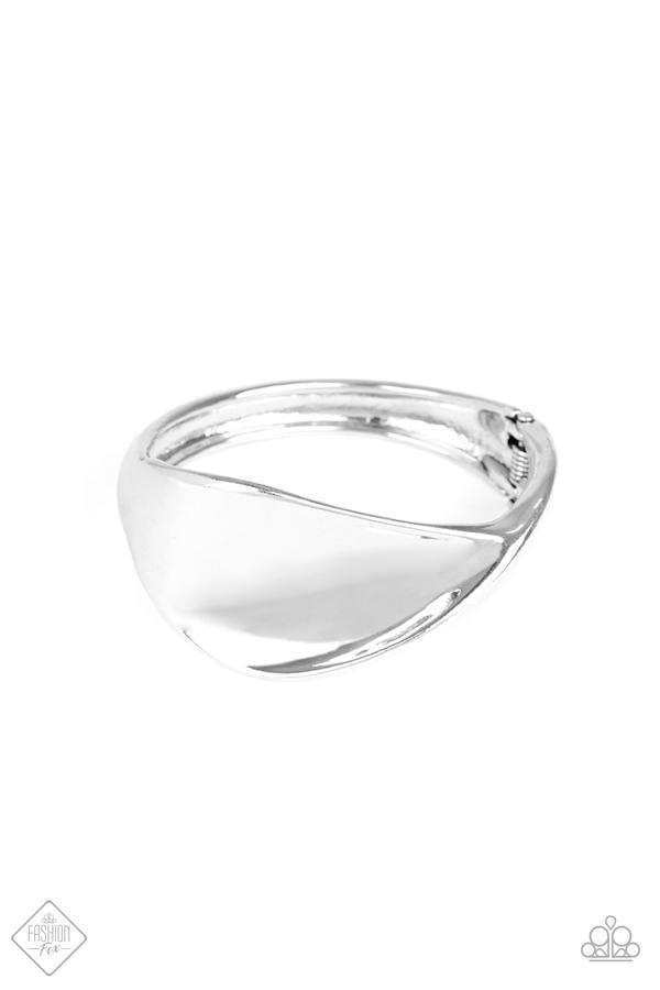 "Retro Reflections" - Silver #901 - Paparazzi Accessories