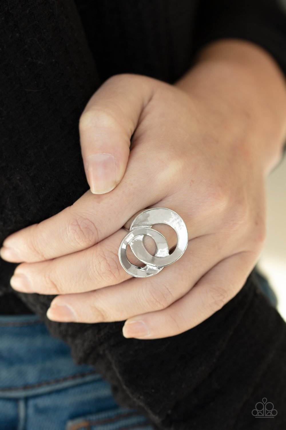 "Pro Top Spin" - Silver #1485 - Paparazzi Accessories