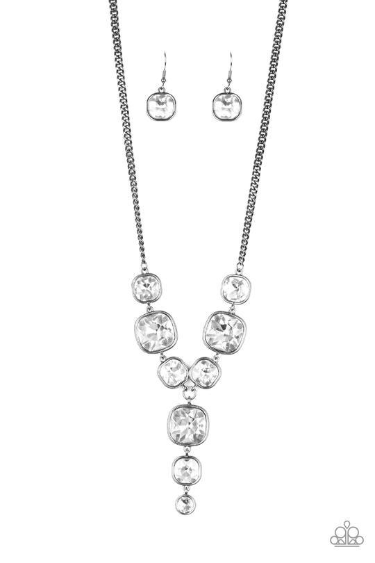 "Legendary Luster" - Variant(s) #1147 - Paparazzi Accessories