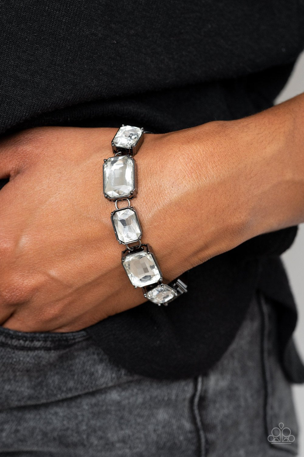 "After Hours" - Black #1162 - Paparazzi Accessories