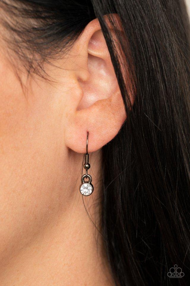 "GLOW-Getter Glamour" - Black #1155 - Paparazzi Accessories