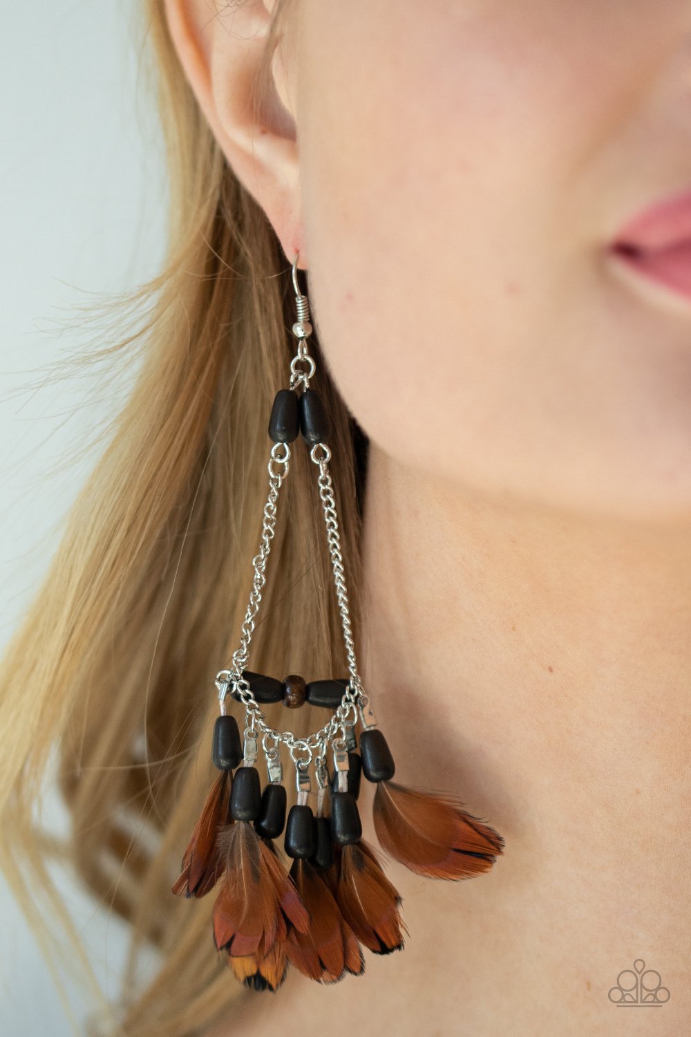 "Haute Hawk" - Variant(s) #553 - Paparazzi Accessories