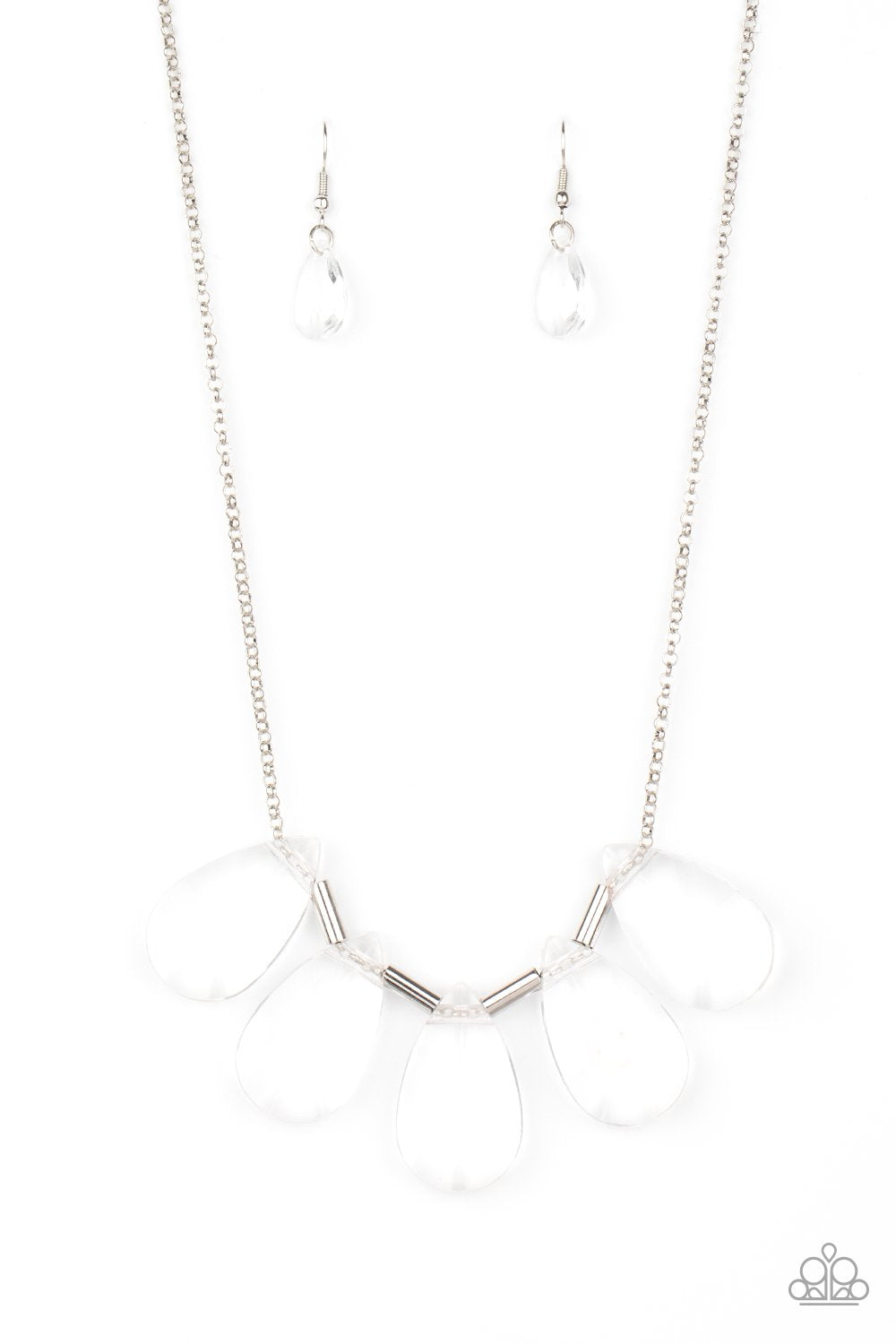 "HEIR It Out" - White #400 - Paparazzi Accessories