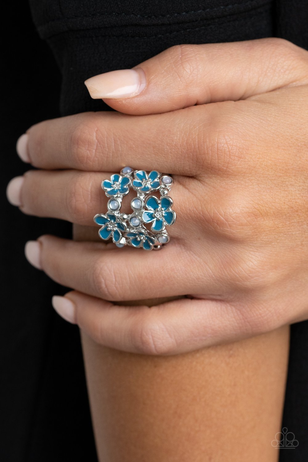 "Blooming Banquet" - Blue #3102 - Paparazzi Accessories
