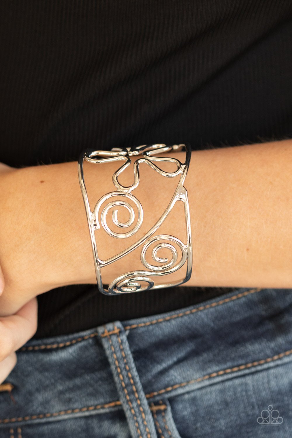 "Groovy Sensations" - Silver #858 - Paparazzi Accessories