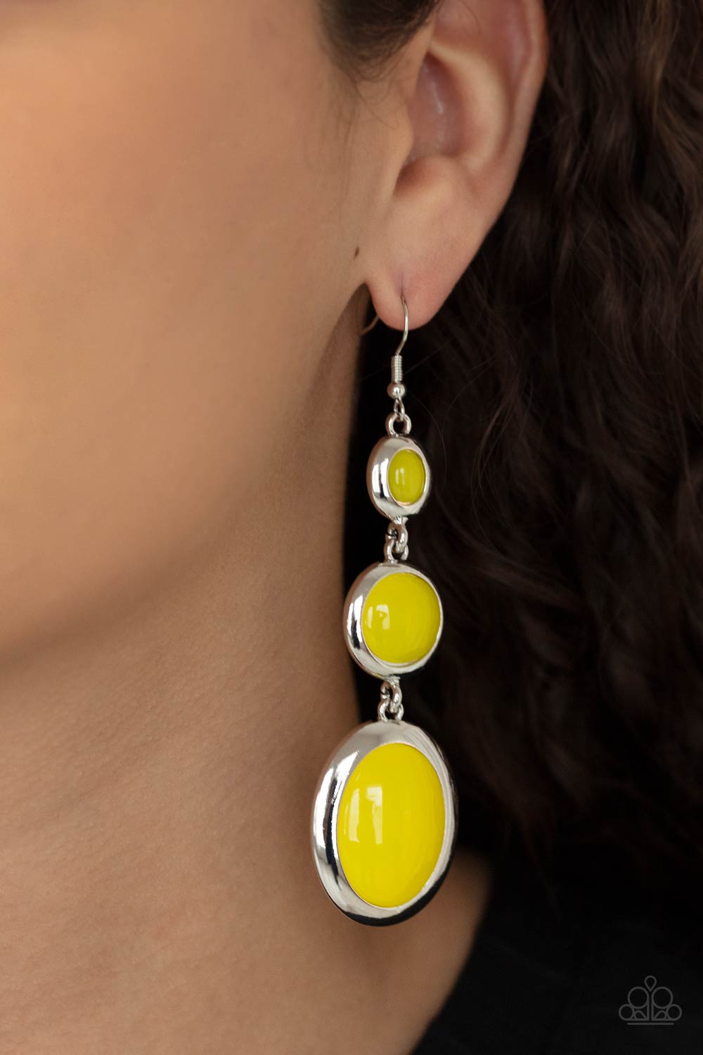 "Retro Reality" - Yellow #1250 - Paparazzi Accessories
