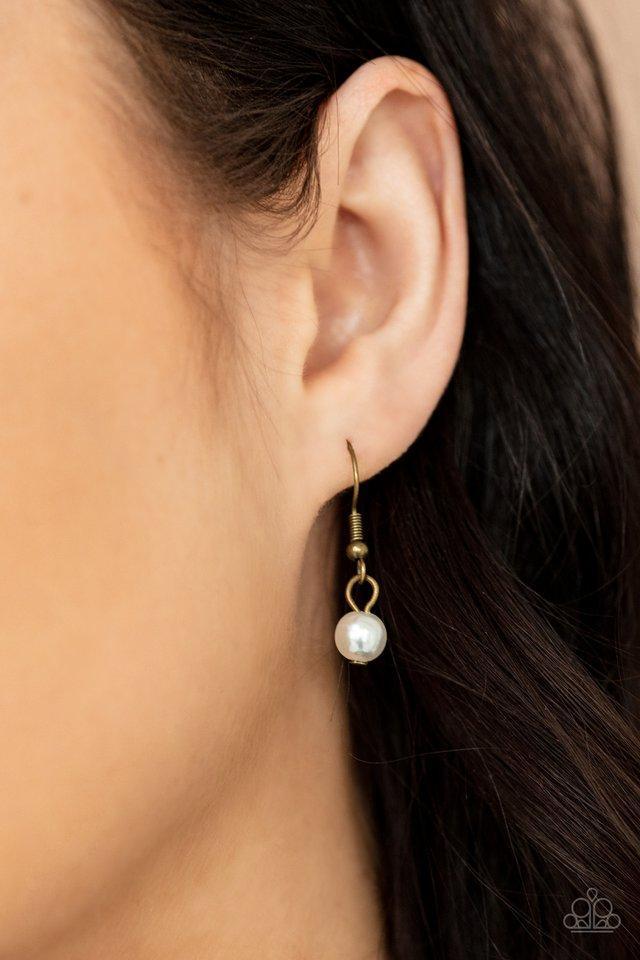 "Down For The COUNTESS" - Brass #053 - Paparazzi Accessories