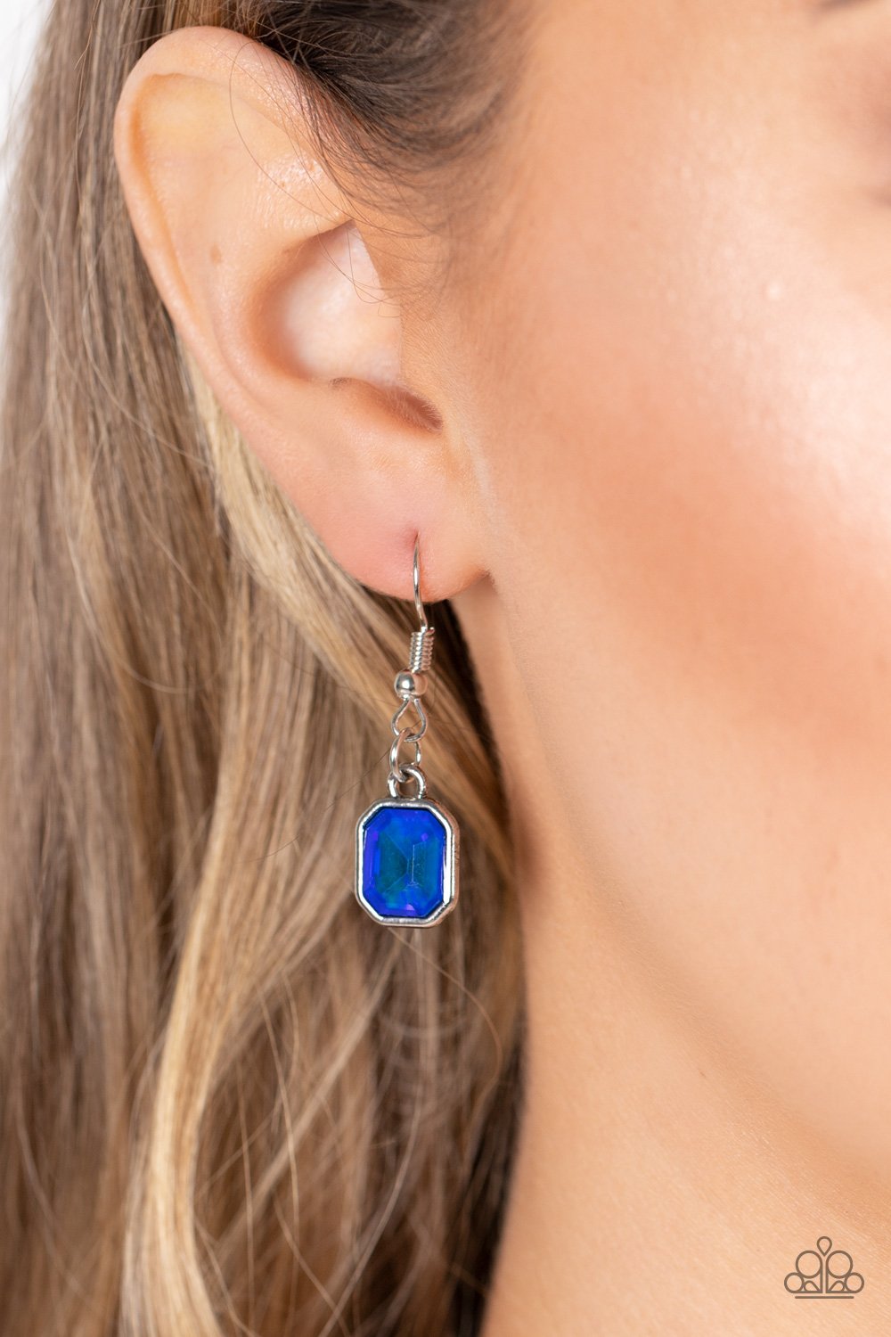 "Divine IRIDESCENCE" - Blue # 1009 - Paparazzi Accessories