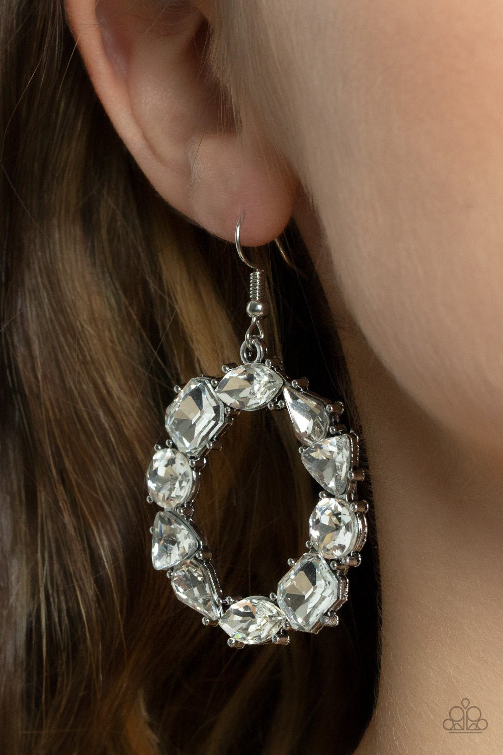 "GLOWING in Circles" - White #1091 - Paparazzi Accessories