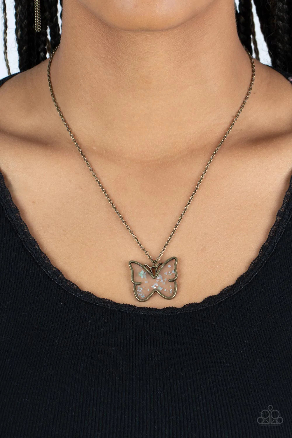 "Gives Me Butterflies" - Brass # 049 - Paparazzi Accessories