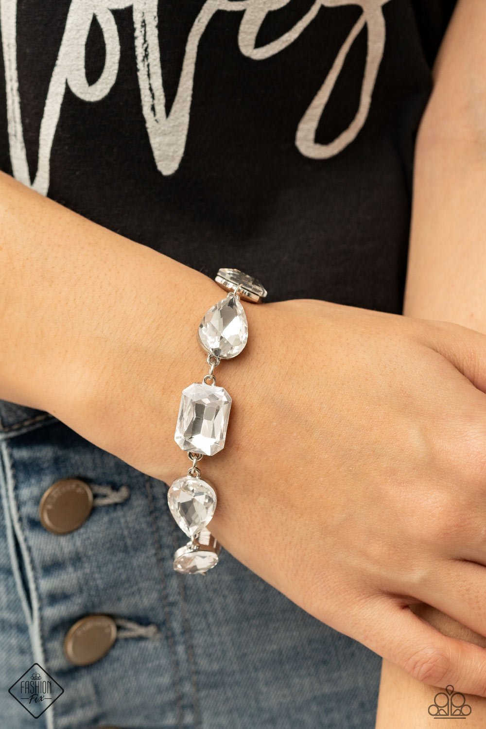 "Cosmic Treasure Chest" - White #385 - Paparazzi Accessories