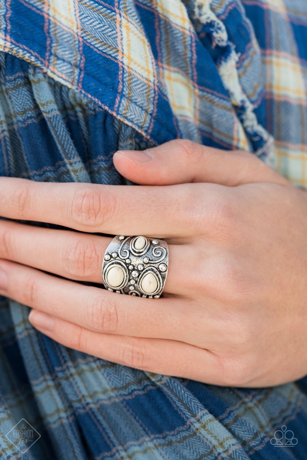 "Modern Mountain Ranger" - White #3109 - Paparazzi Accessories
