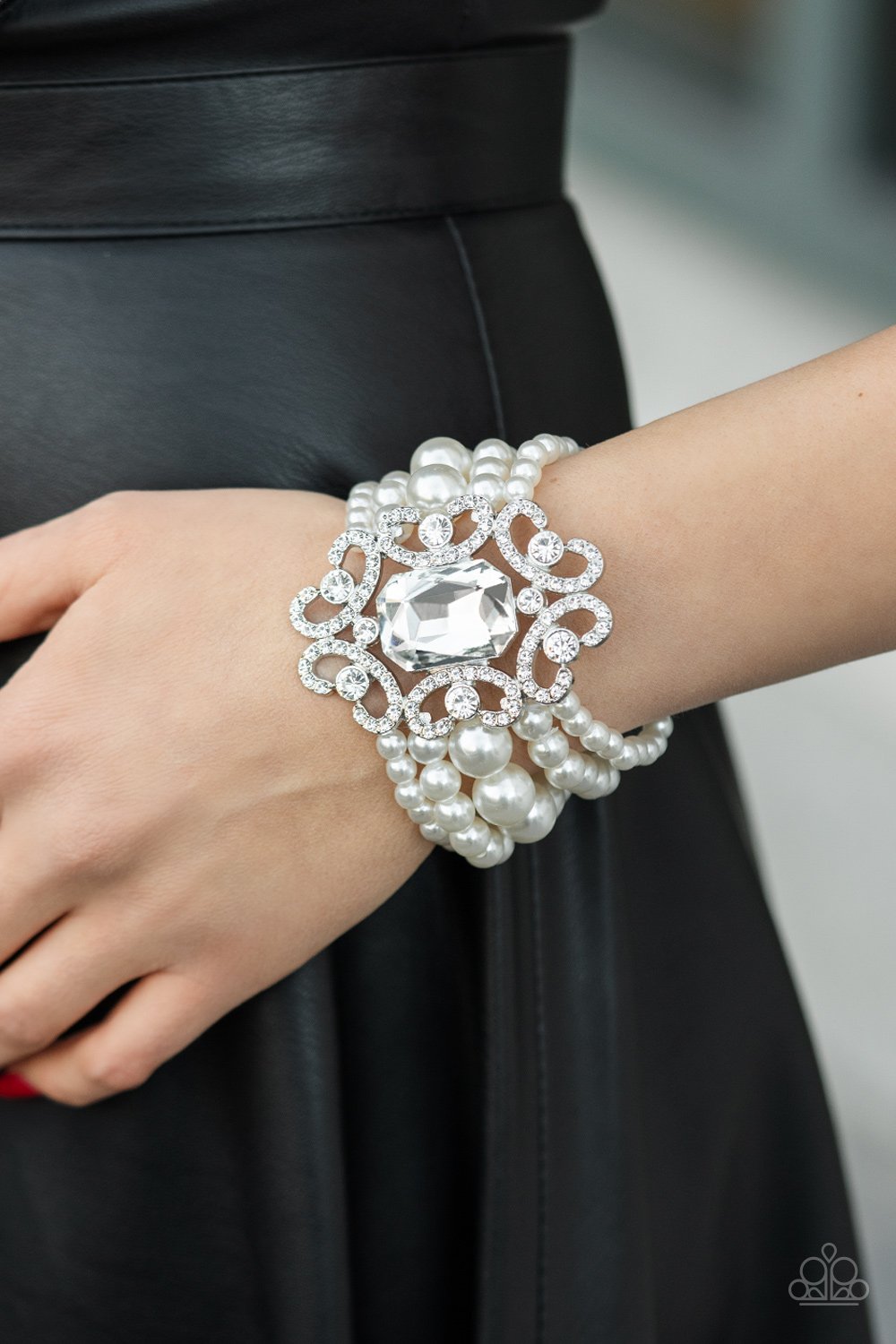 "Rule The Room" - White #1499 - Paparazzi Accessories EMP2021