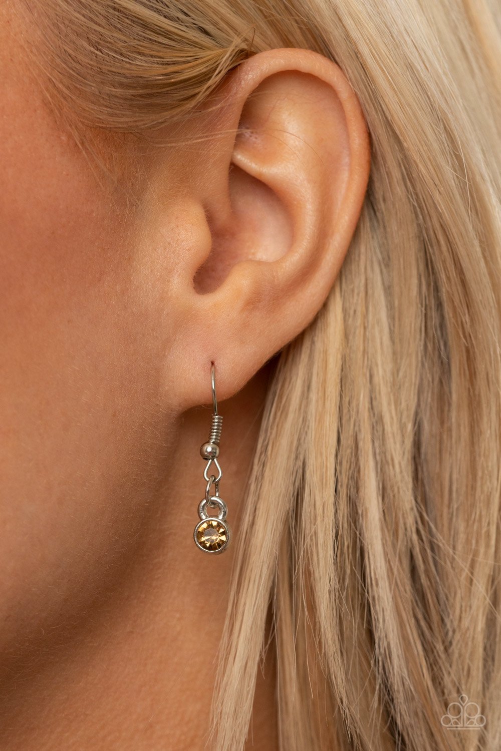 "Total Head-Turner" - Brown #227 - Paparazzi Accessories
