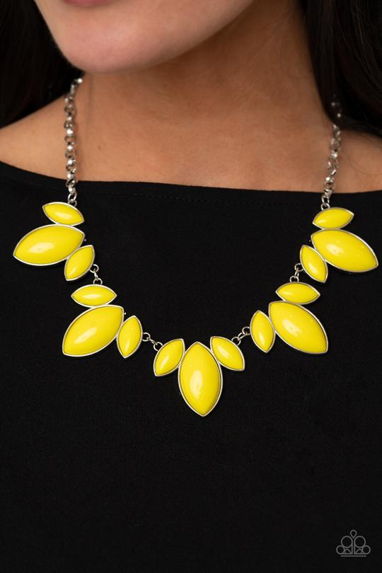 "3 pc Set: Viva La Vacation w/ 2 Bracelets" - Yellow #425 - Paparazzi Accessories