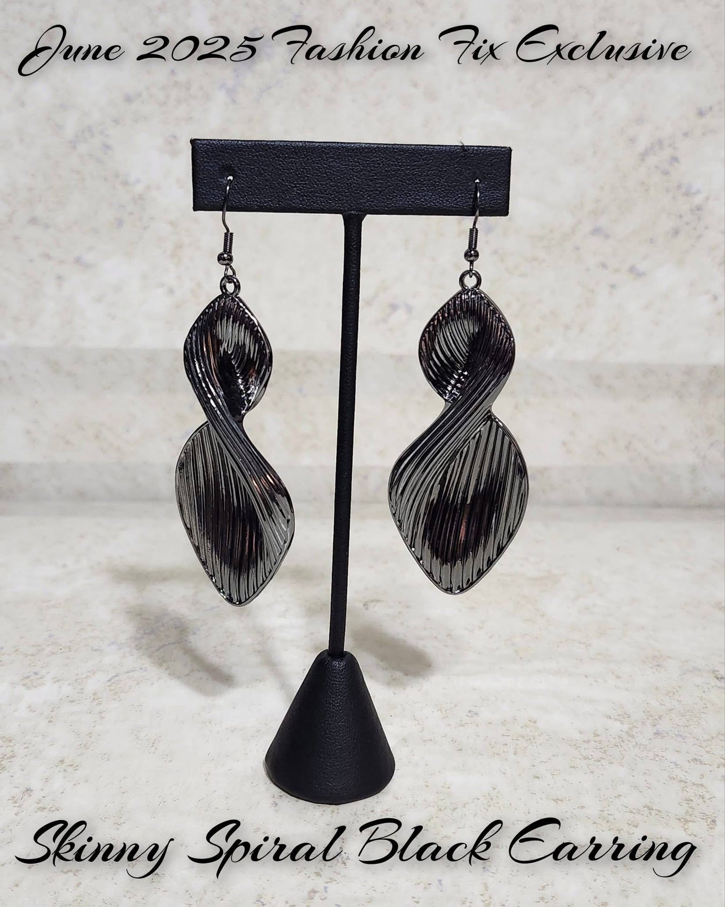 "Skinny Spiral" - Black #1618 - Paparazzi Accessories