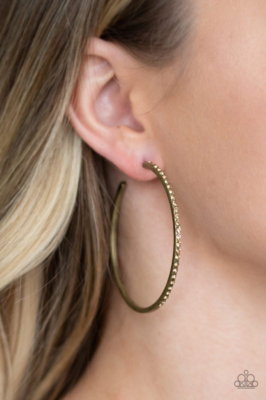 "Trending Twinkle" - Brass #1341 - Paparazzi Accessories